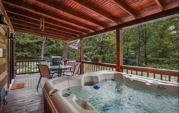Private, Cozy and Close to Everything!